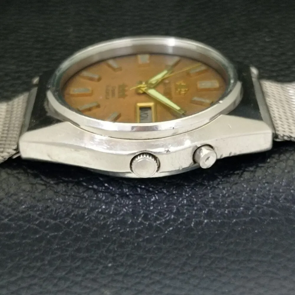 Vintage 1974 Orient Automatic Mens Silver Watch W/daydate & Gold accents